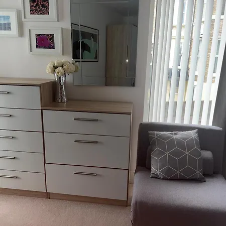 Seaview West Coast - Exceptional - 2 Bedrooms Sleeps 5 -Stunning Sea Views - 500 Metres To Beach-3